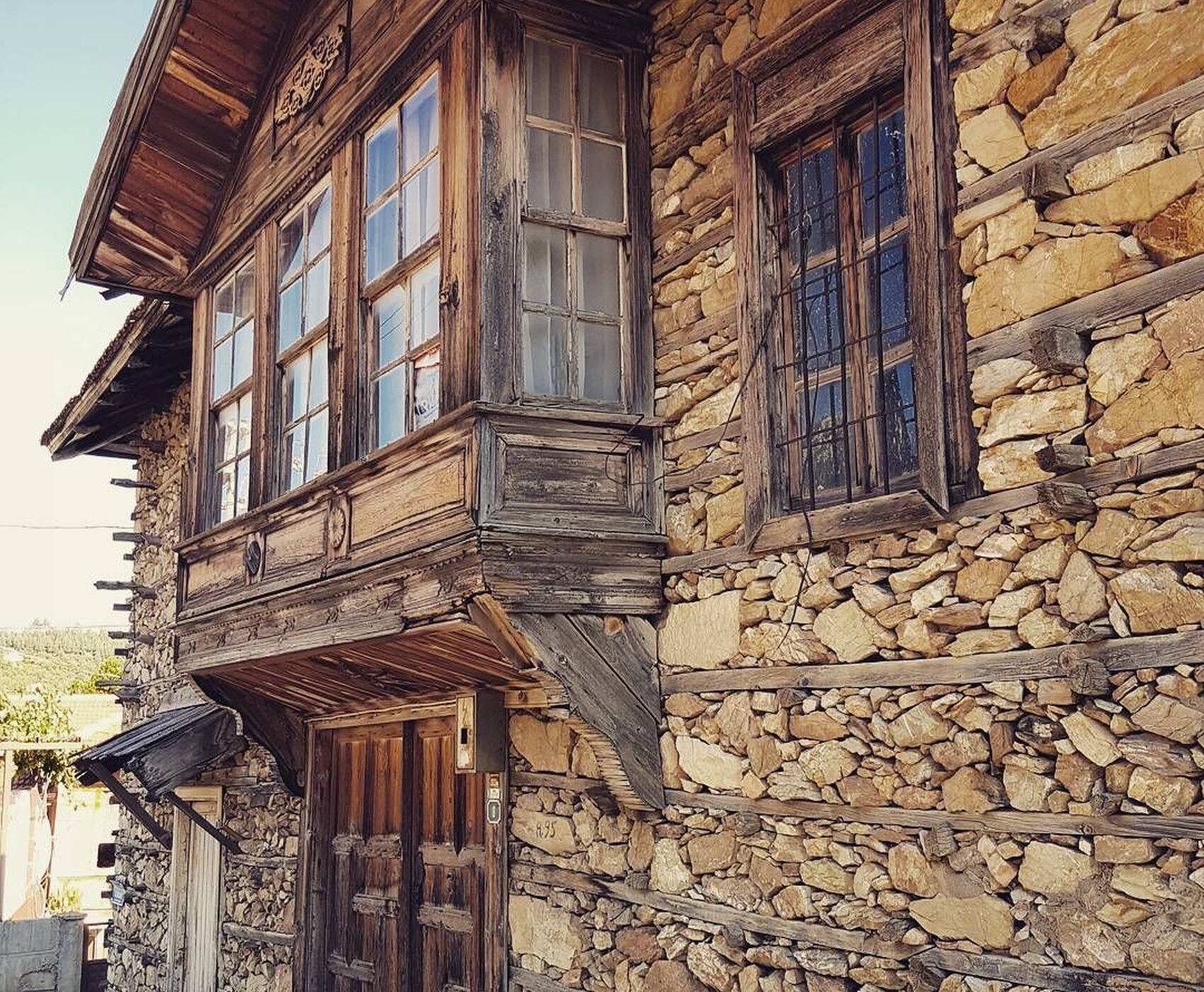 ALTINBEŞİK MAĞARASI & ORMANA DÜĞMELİ EVLER & BEYŞEHİR NİLÜFER BAHÇELERİ & LEYLEKLER VADİSİ & LAVANTA TARLALARI