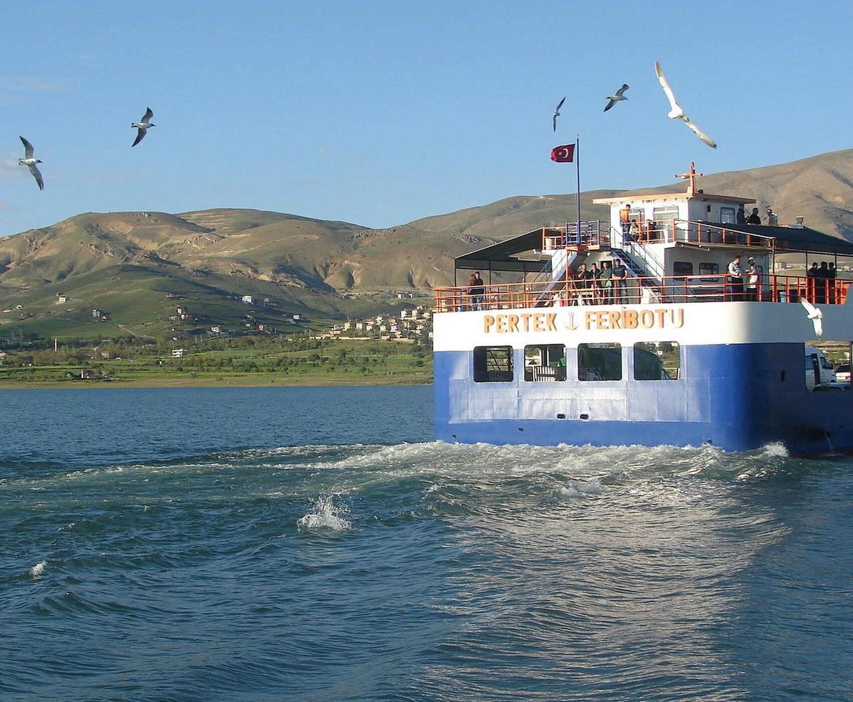 ANTALYA DAN DİREKT UÇAKLI VAN KARS & PERU GÖKKUŞAĞI TEPELERİ DEĞİL ERZURUM GÖKKUŞAĞI TEPELERİ