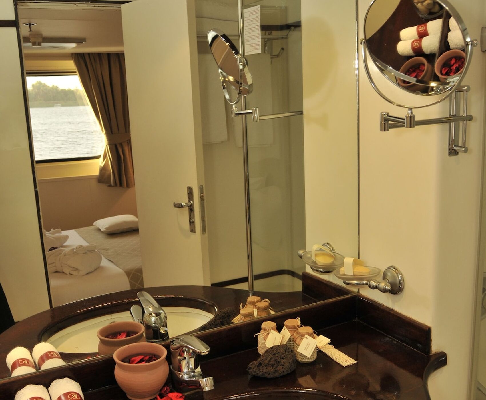 ANKARA ÇIKIŞLI HERŞEY DAHİL BAŞTAN BAŞA MISIR & ÜRDÜN